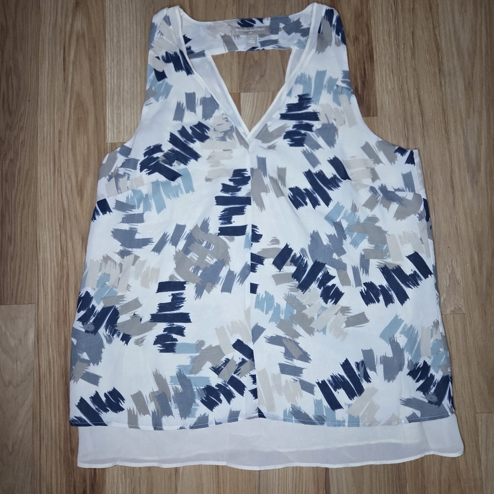 Banana Republic Blue and Ivory Asymmetrical Tank Top Size M